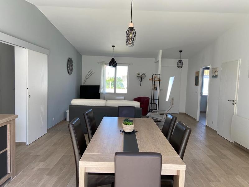 Maison - 102 m² - 5 pièces