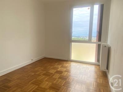 Appartement - 77 m² - 4 pièces