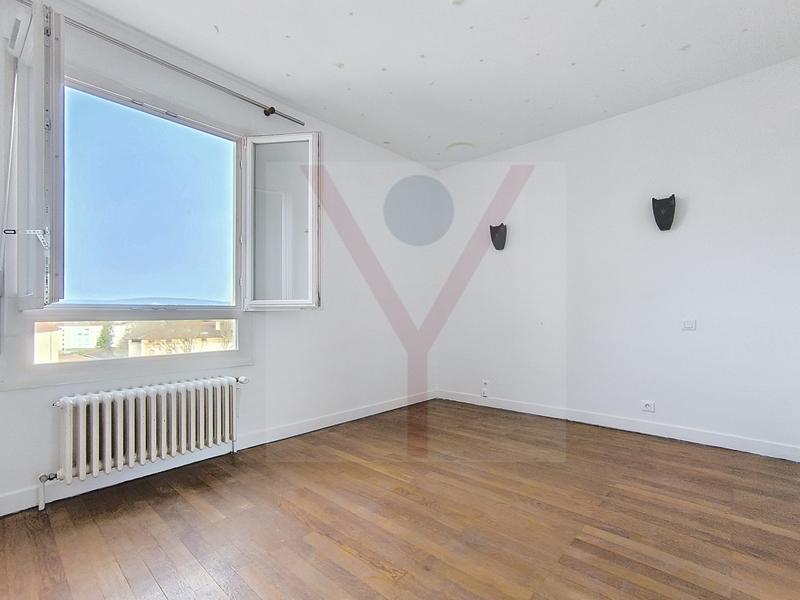 Appartement - 81 m² - 4 pièces