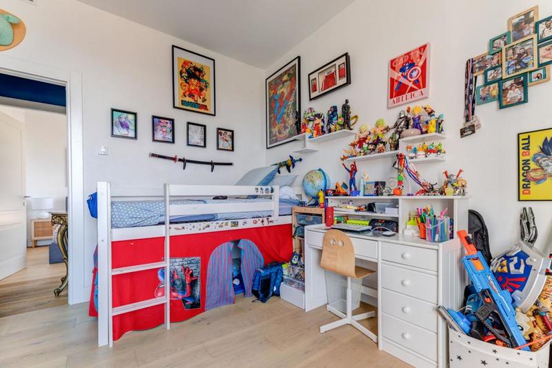 Appartement - 84 m² - 4 pièces