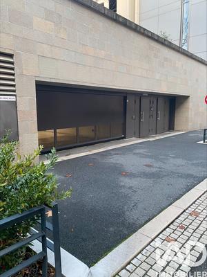 Parking - 25 m²