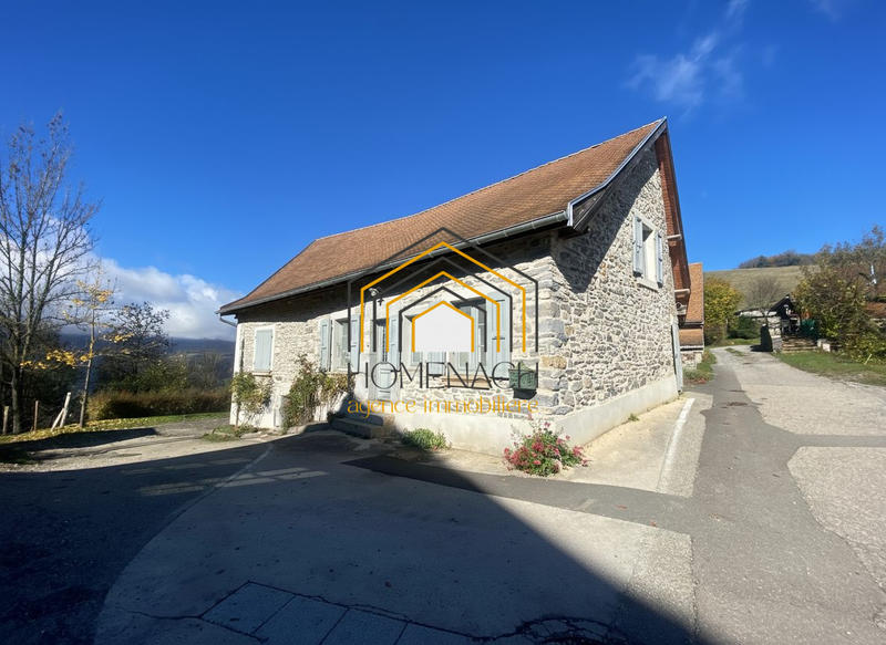 Maison traditionnelle - 145 m² - 4 pièces