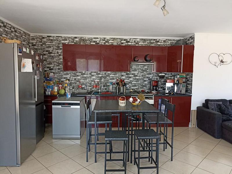 Maison - 177 m² - 7 pièces