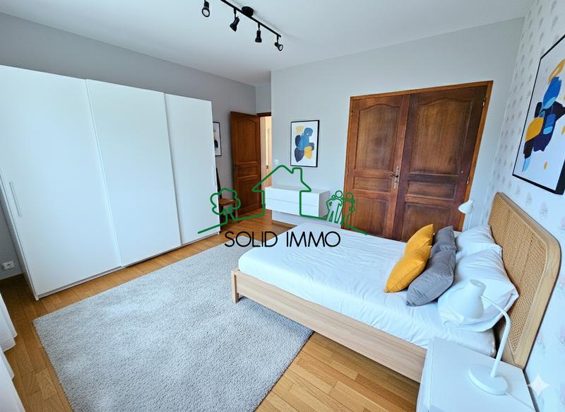 Maison - 196 m² - 8 pièces