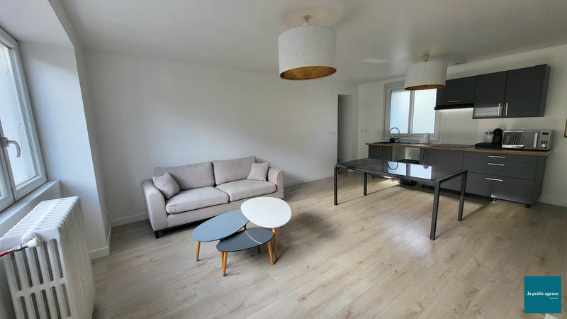 Maison - 147 m² - 8 pièces