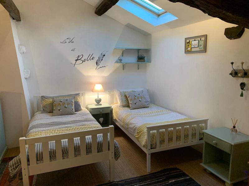 Maison traditionnelle - 195 m² - 6 pièces