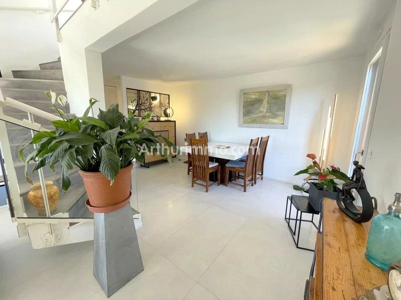 Appartement - 108 m² - 3 pièces