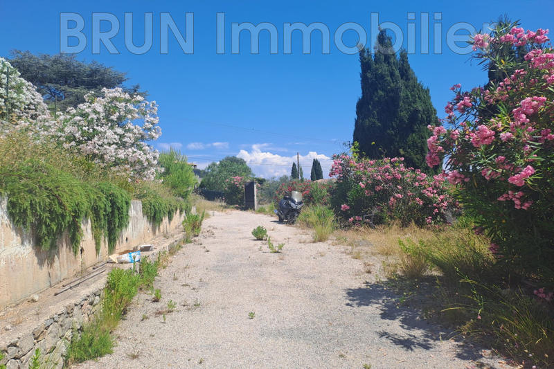 Maison - 217 m² - 5 pièces