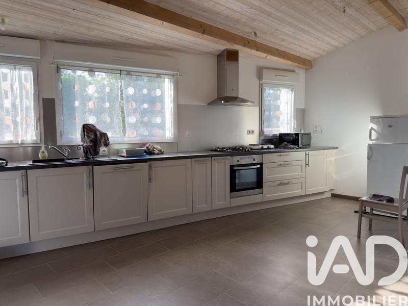 Maison - 97 m² - 3 pièces