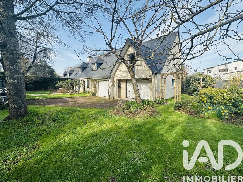 Maison - 167 m² - 9 pièces