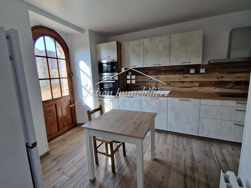 Maison - 92 m² - 4 pièces