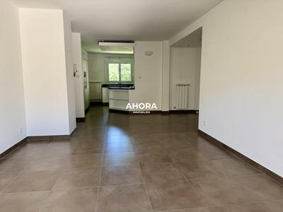Appartement - 69 m² - 2 pièces