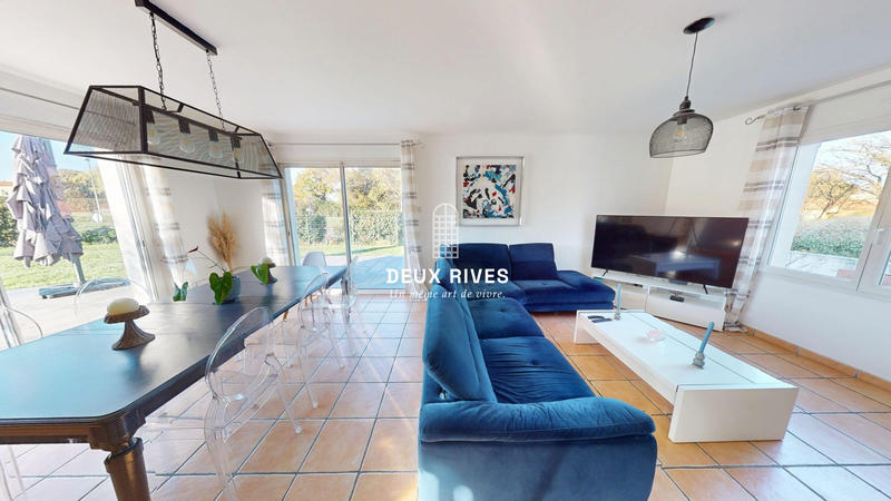 Maison traditionnelle - 120 m² - 6 pièces