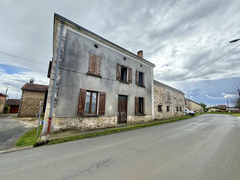 Maison - 355 m² - 10 pièces