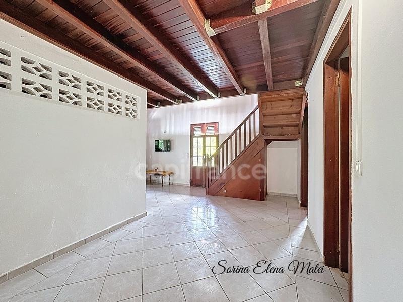 Maison - 150 m² - 9 pièces