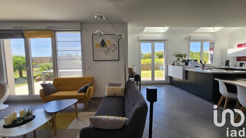 Maison - 140 m² - 6 pièces