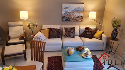 Maison - 240 m² - 9 pièces