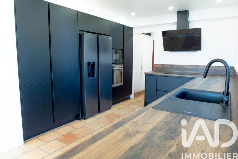 Maison de maîtres - 207 m² - 6 pièces