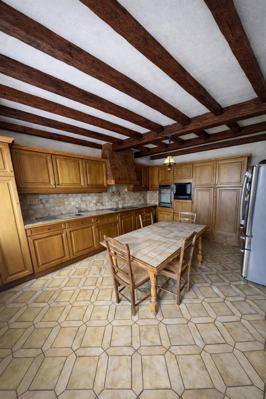 Maison - 268 m² - 8 pièces