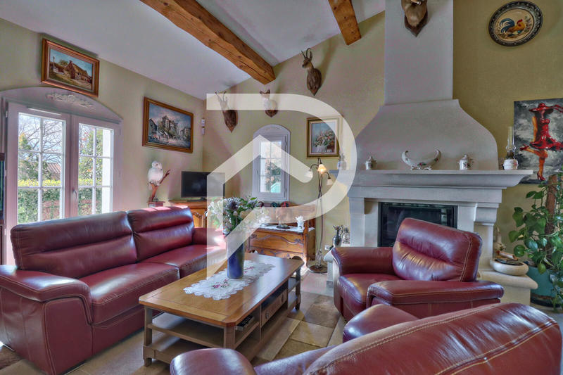 Villa - 200 m² - 5 pièces