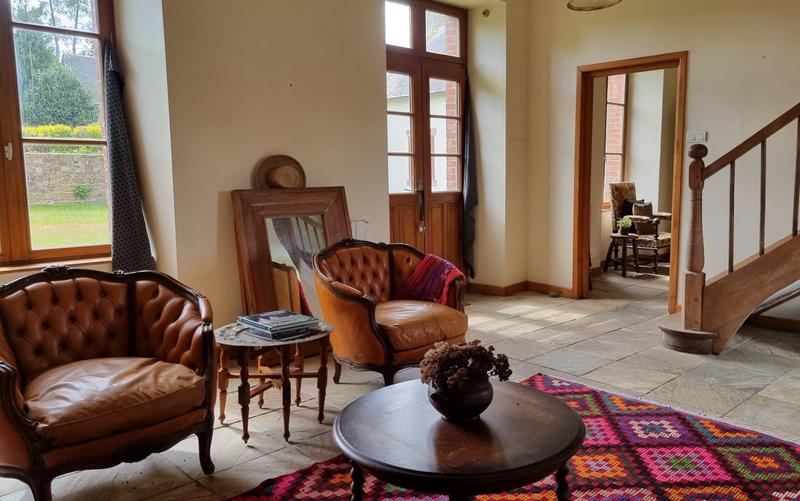 Maison - 198 m² - 14 pièces