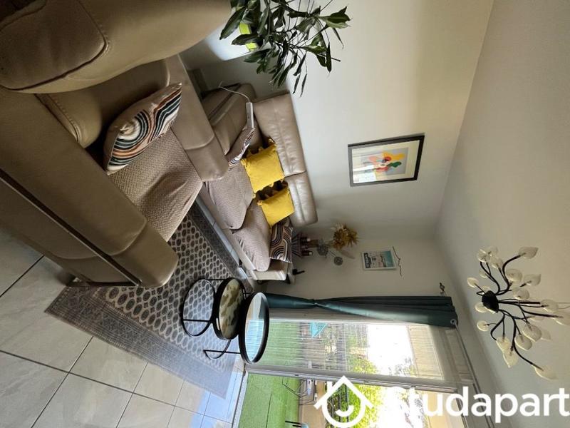 Chambre - 16 m² - 1 pièce