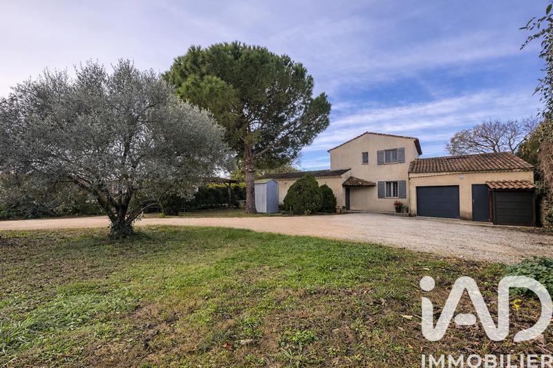 Maison - 190 m² - 10 pièces