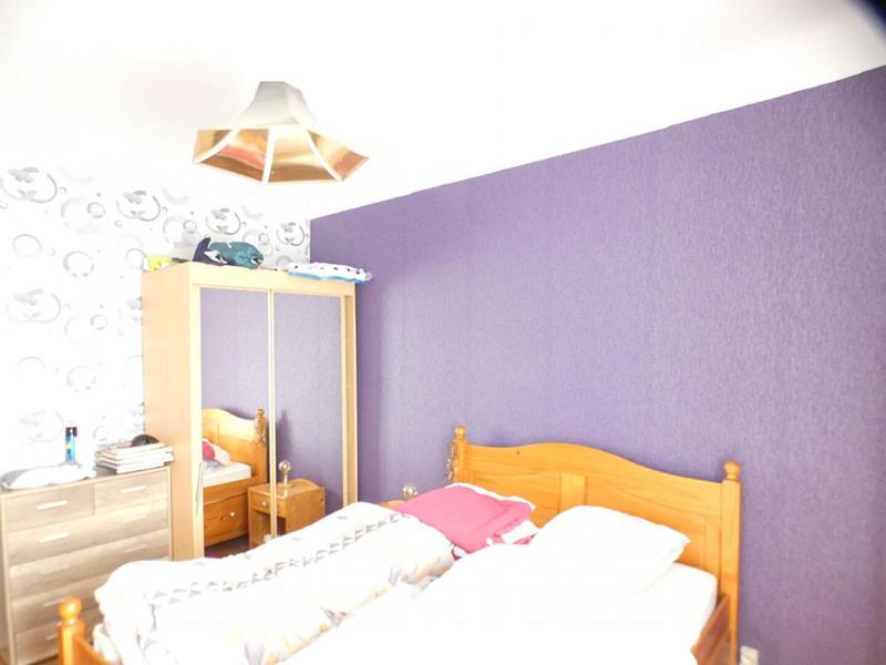 Maison - 245 m² - 10 pièces