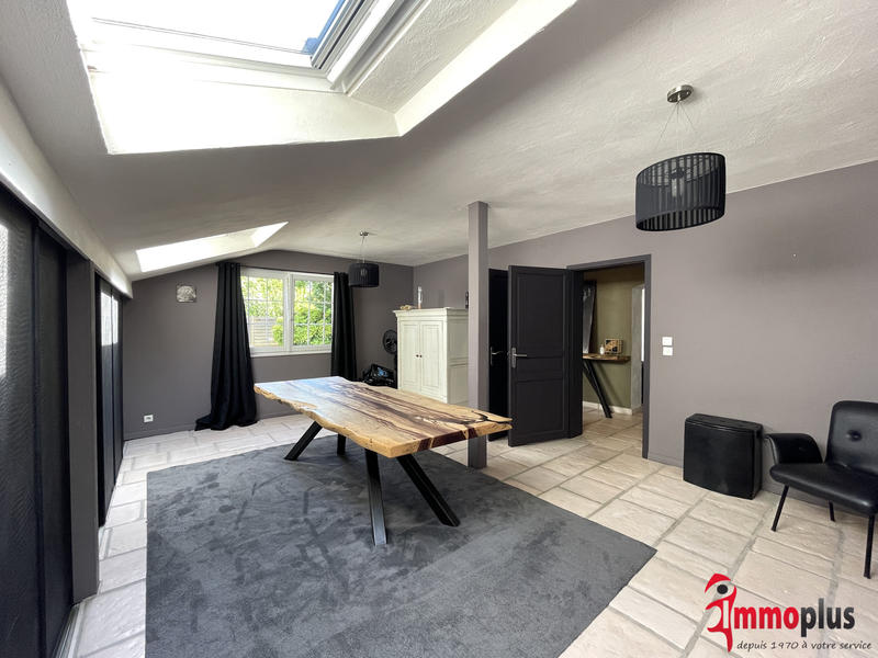 Maison - 135 m² - 5 pièces