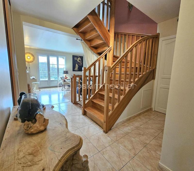 Pavillon - 162 m² - 9 pièces