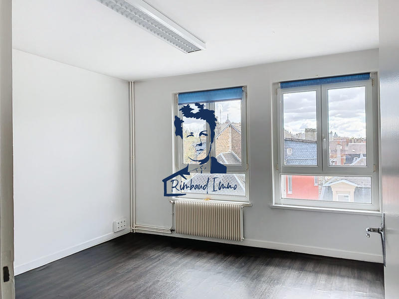 Bureau - 65 m² - 3 pièces