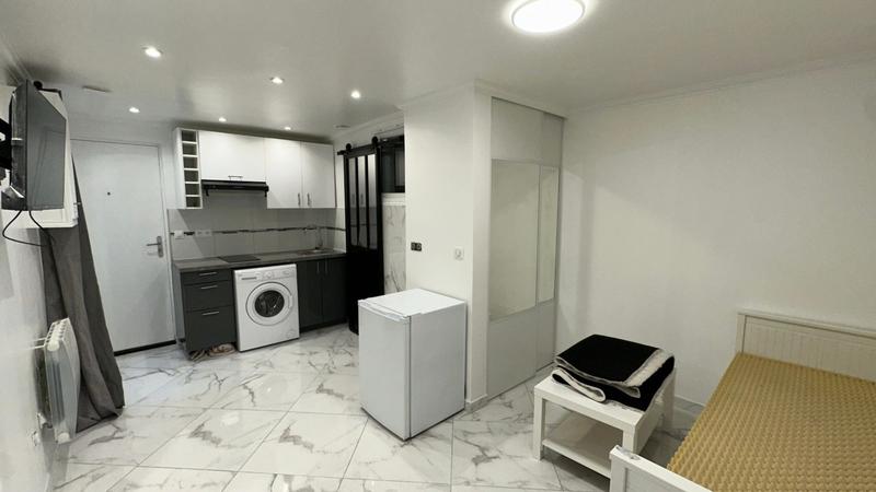 Local commercial - 17 m² - 1 pièce