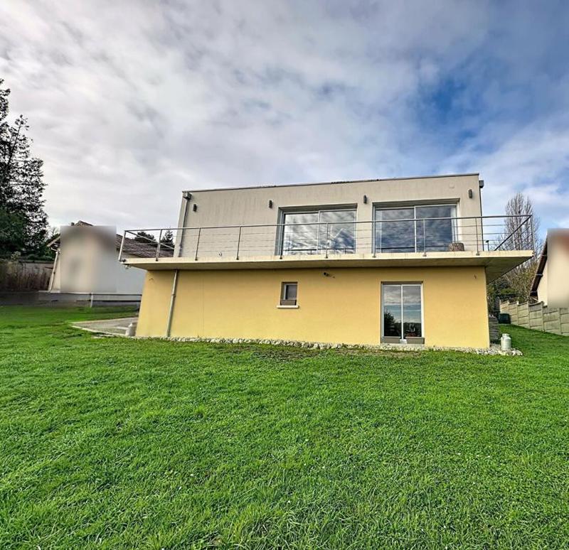 Maison - 178 m² - 7 pièces