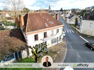 Maison - 270 m² - 15 pièces