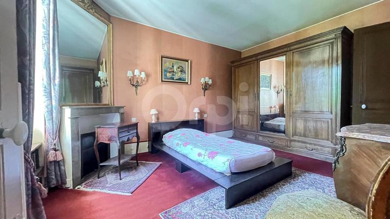 Maison de maîtres - 230 m² - 9 pièces