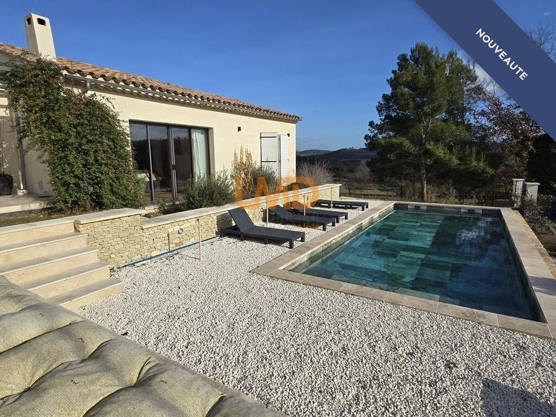 Maison - 181 m² - 7 pièces