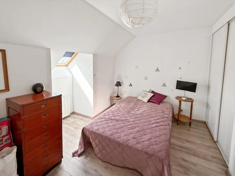 Maison traditionnelle - 178 m² - 6 pièces