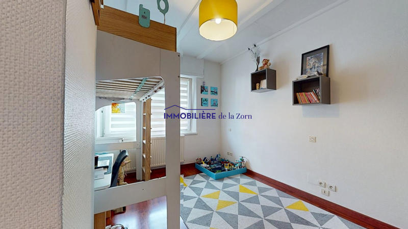 Maison - 140 m² - 5 pièces