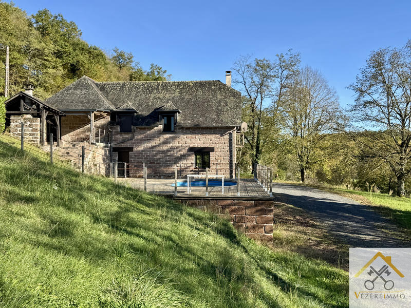 Maison - 191 m² - 6 pièces