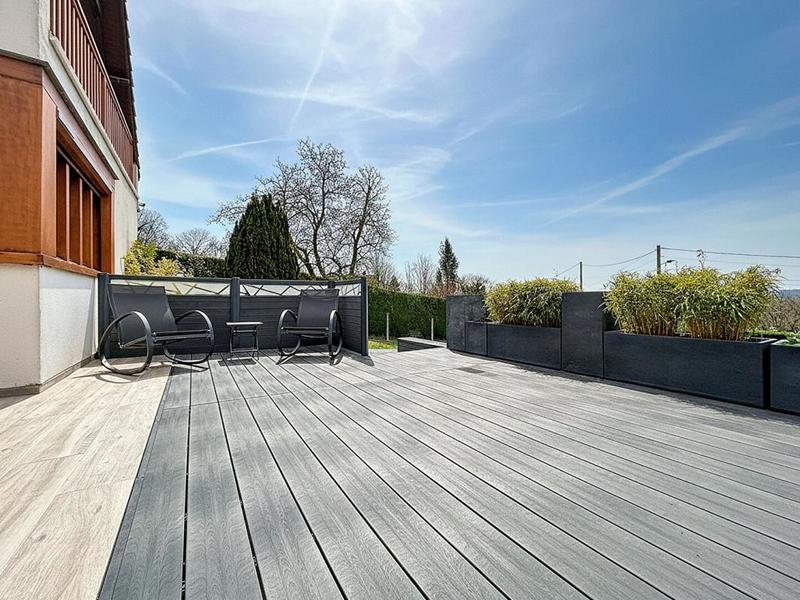 Maison - 180 m² - 7 pièces