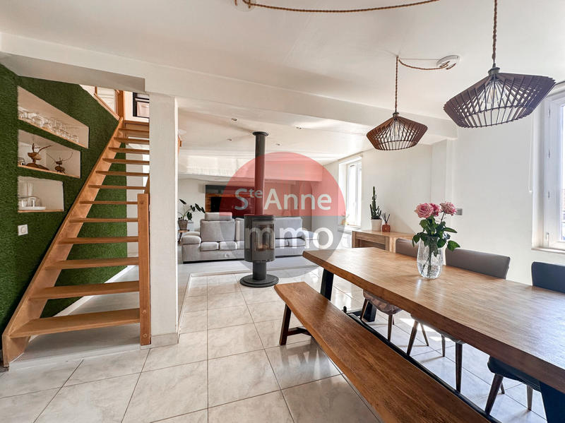 Maison - 160 m² - 6 pièces