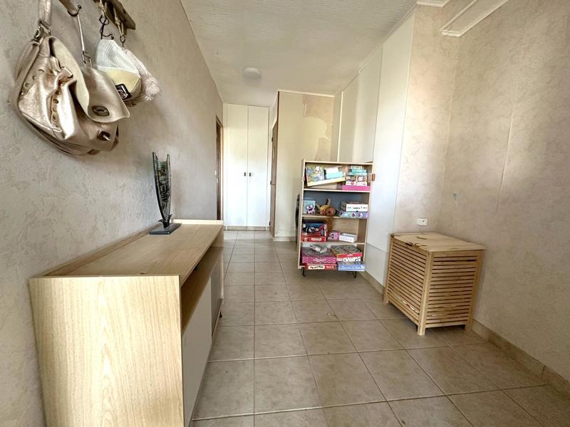 Maison - 201 m² - 9 pièces