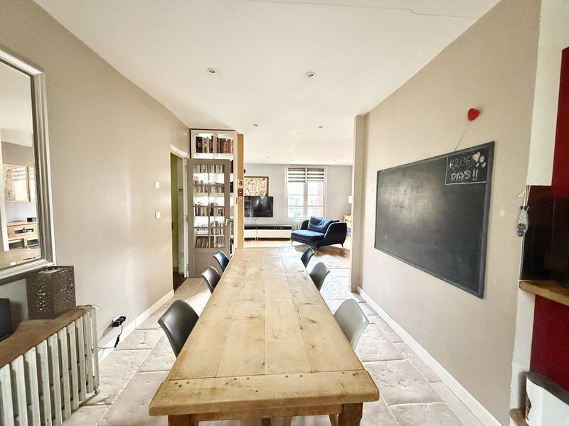 Maison ancienne - 179 m² - 8 pièces