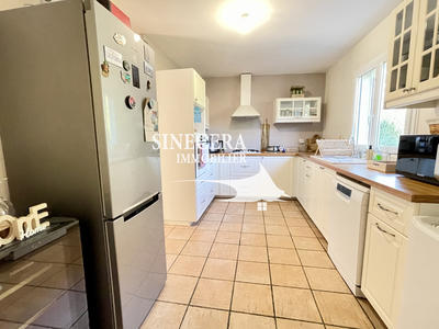 Maison - 92 m² - 4 pièces