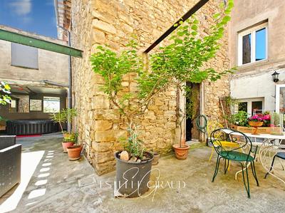 Maison - 164 m² - 5 pièces