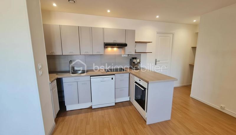 Appartement - 64 m² - 3 pièces