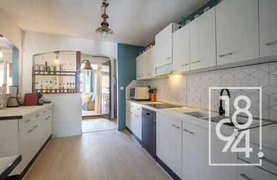 Maison - 180 m² - 5 pièces