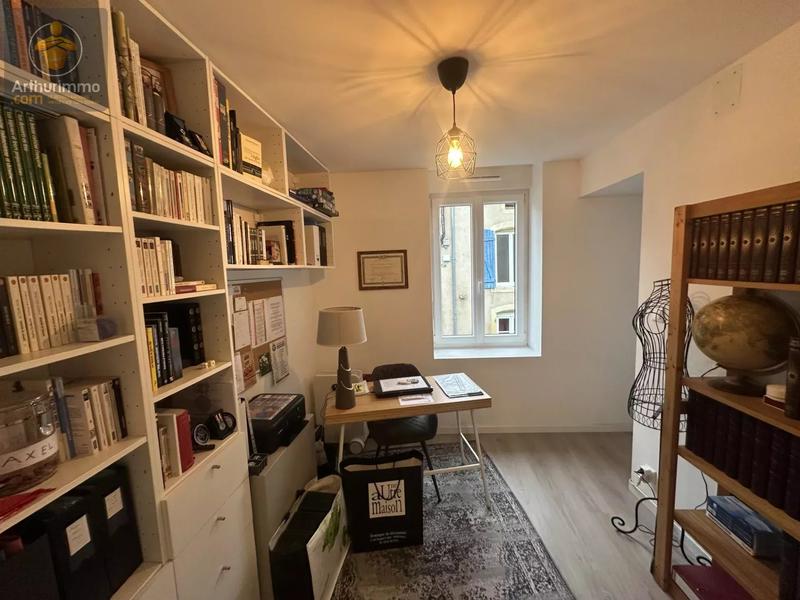 Maison de village - 210 m² - 7 pièces