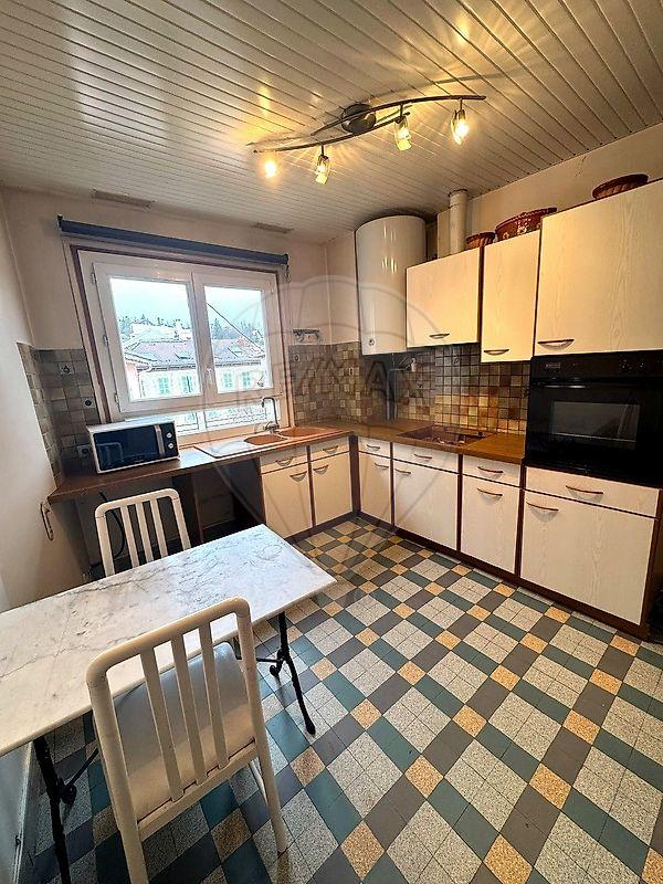 Appartement - 65 m² - 2 pièces