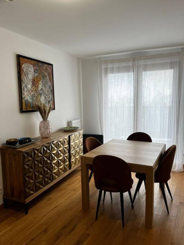 Appartement - 77 m² - 4 pièces
